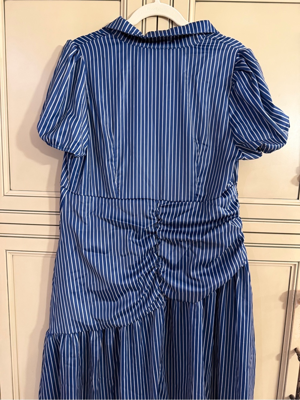 NWT Plus Size 1XL Women’s Navy Stripe Collared Casual MIDI Dress Ruched Panel - Picture 2 of 7